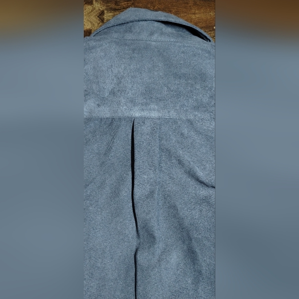 Van Heusen Classic Gray Dress Shirt M 15-151/2 - Picture 7 of 9